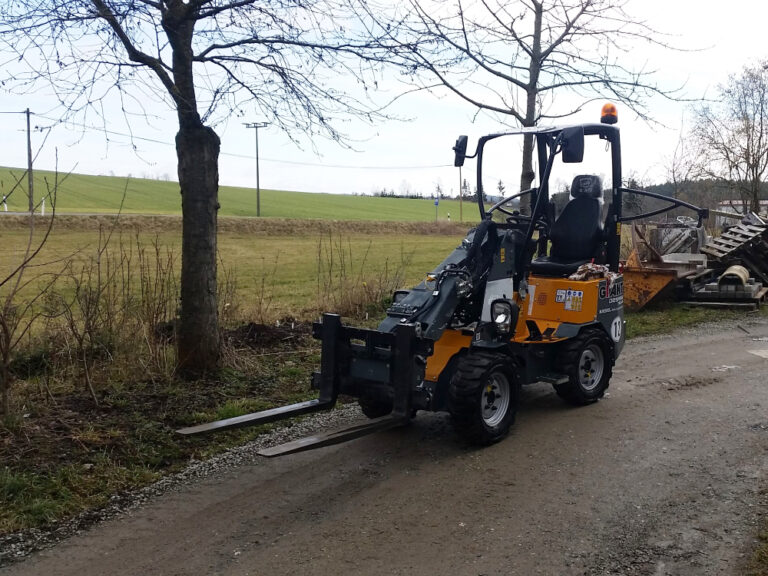 Fuhrpark Kiesel Telelader